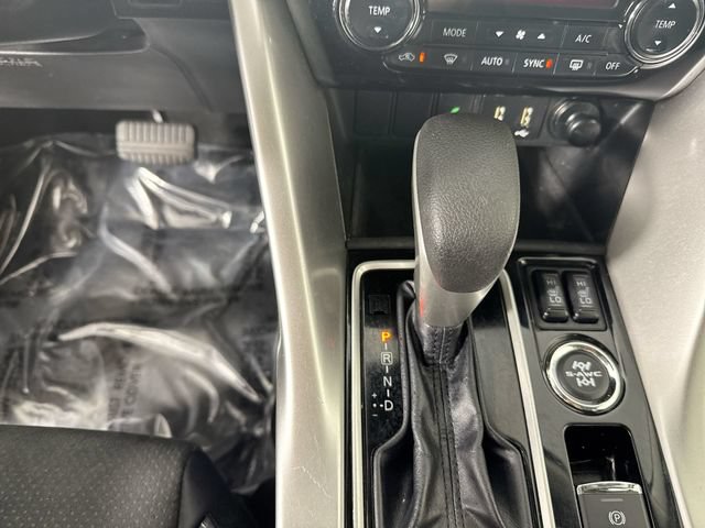 Used 2024 Mitsubishi Eclipse Cross SE AWD/4WD image 17