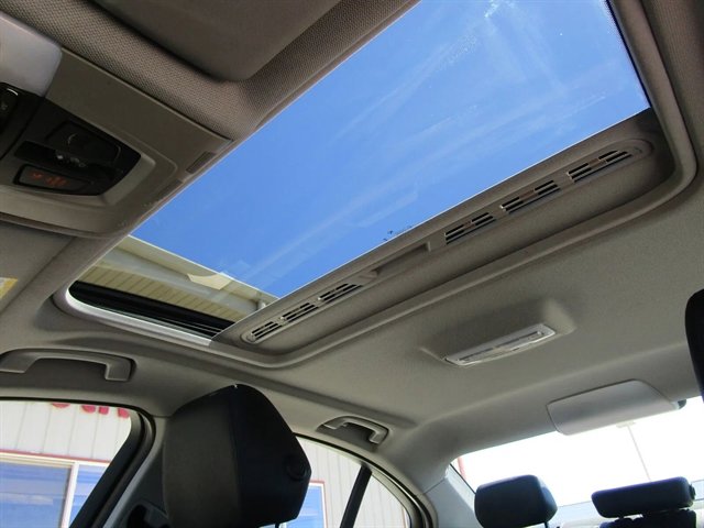 Used 2014 BMW 335i xDrive Sedan image 25