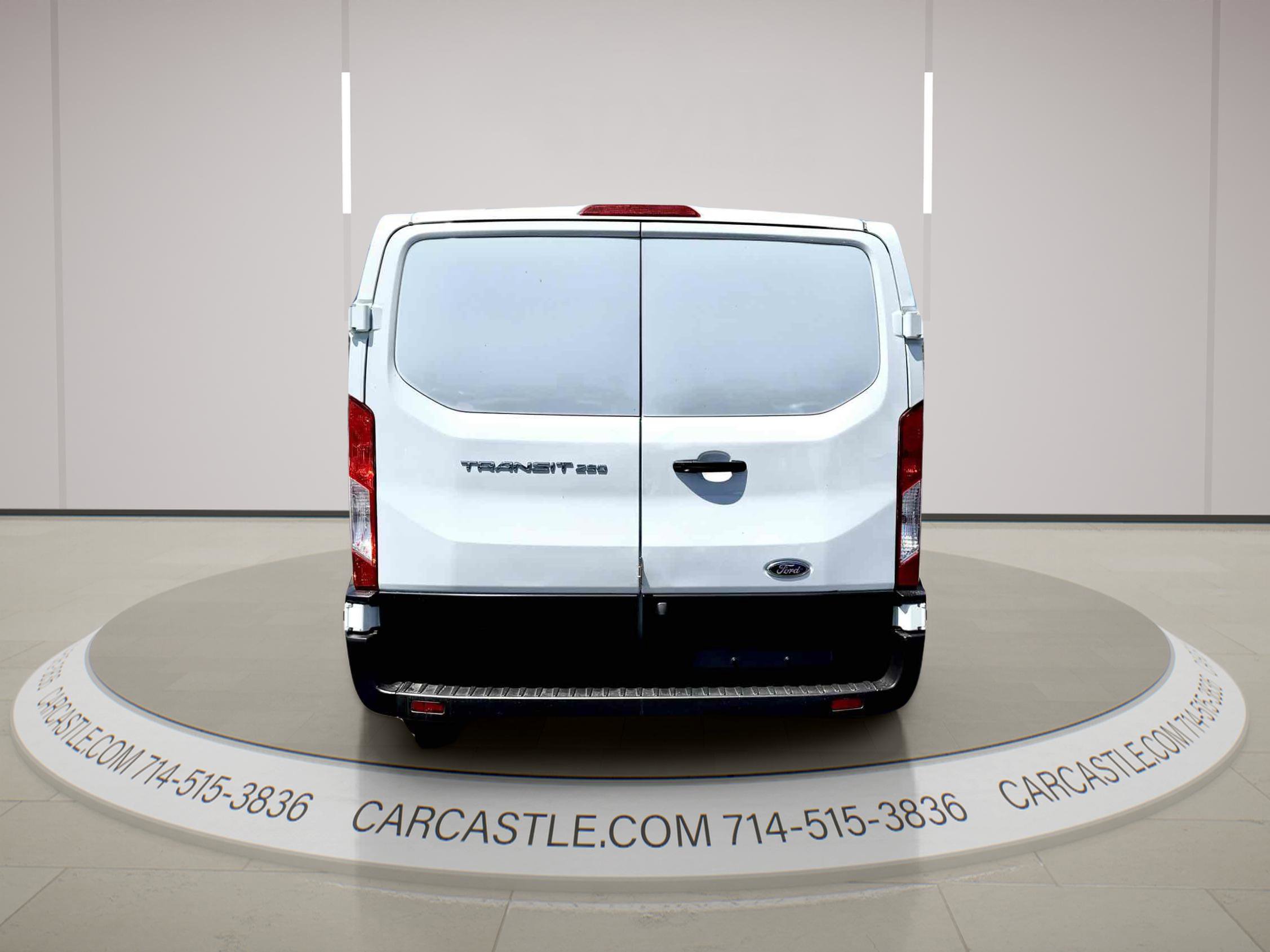 Used 2019 Ford Transit 250 130 Low Roof w/ Exterior Upgrade Package RWD image 6