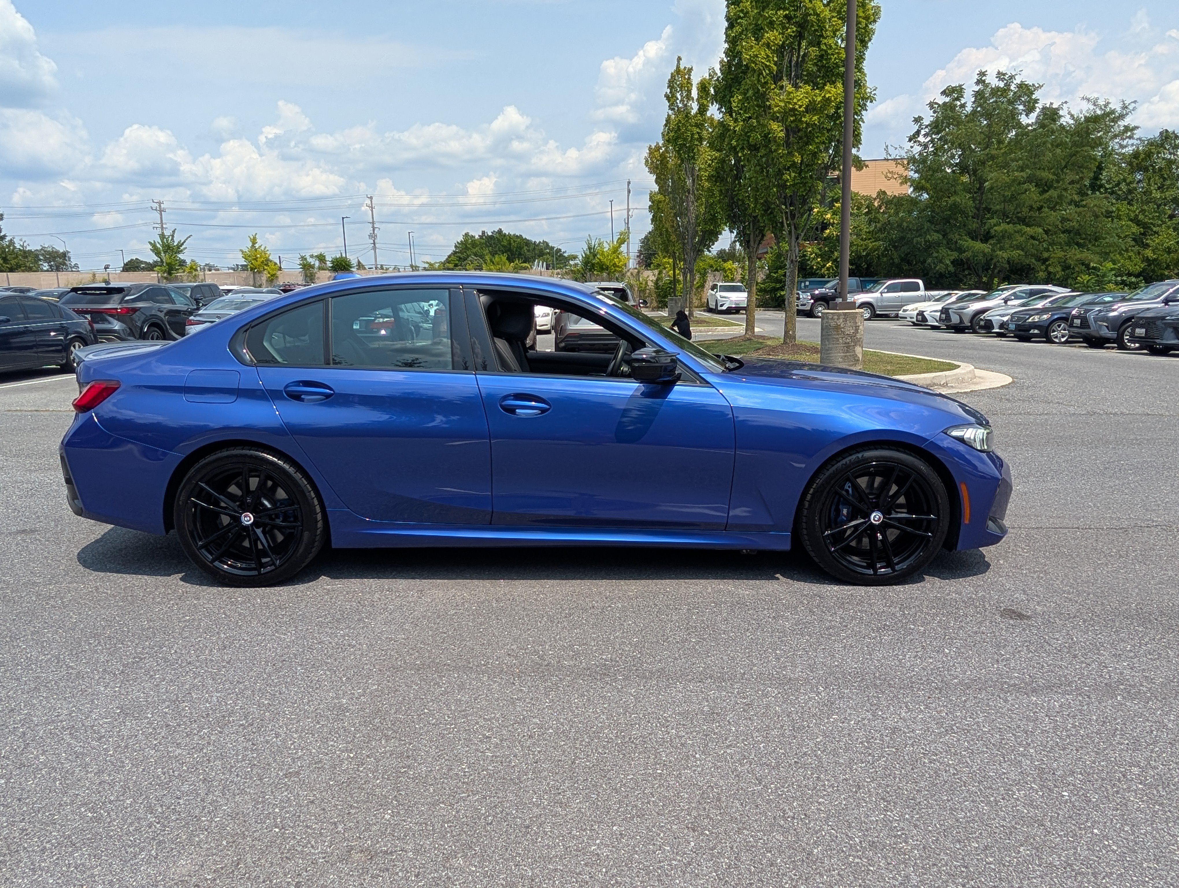 Used 2023 BMW M340i w/ Driving Assistance Package RWD image 2