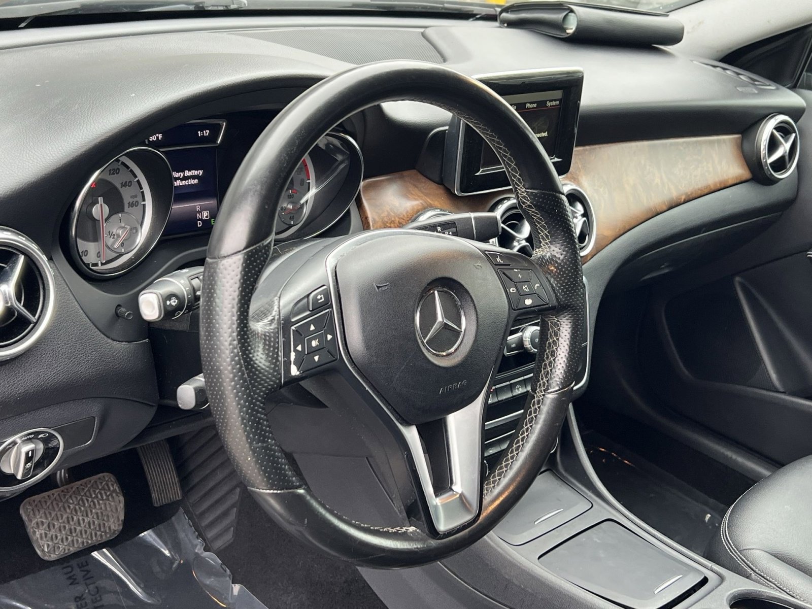 Used 2015 Mercedes-Benz GLA 250 image 17