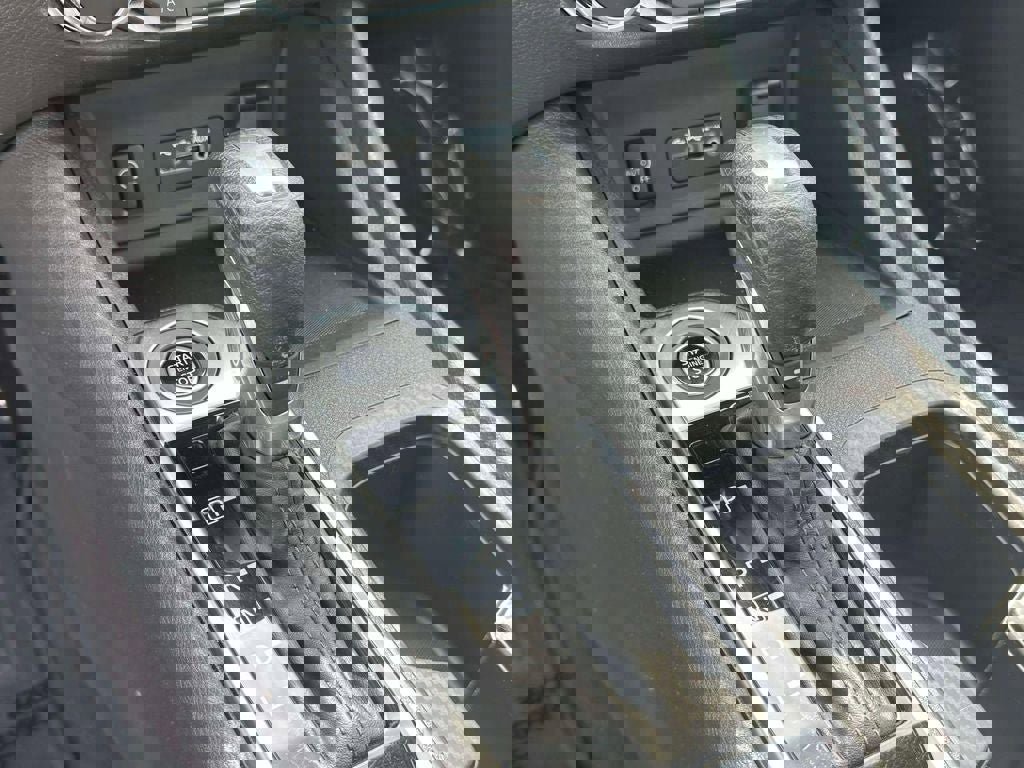 Used 2024 Nissan Sentra SV w/ Trunk Package FWD image 28