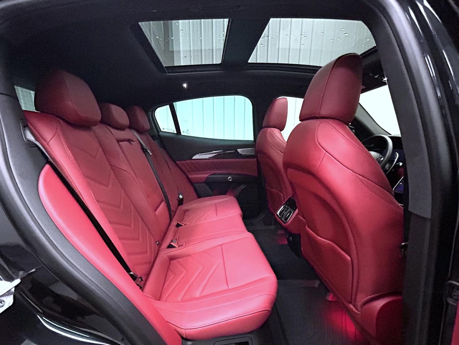 Used 2025 Maserati Grecale Modena image 18