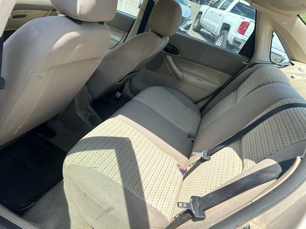 Used 2007 Ford Focus SE FWD image 11