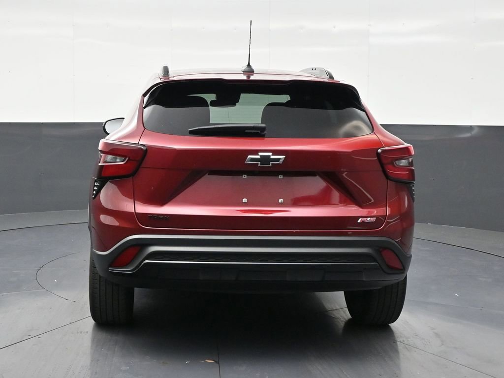 Used 2024 Chevrolet Trax RS FWD image 4