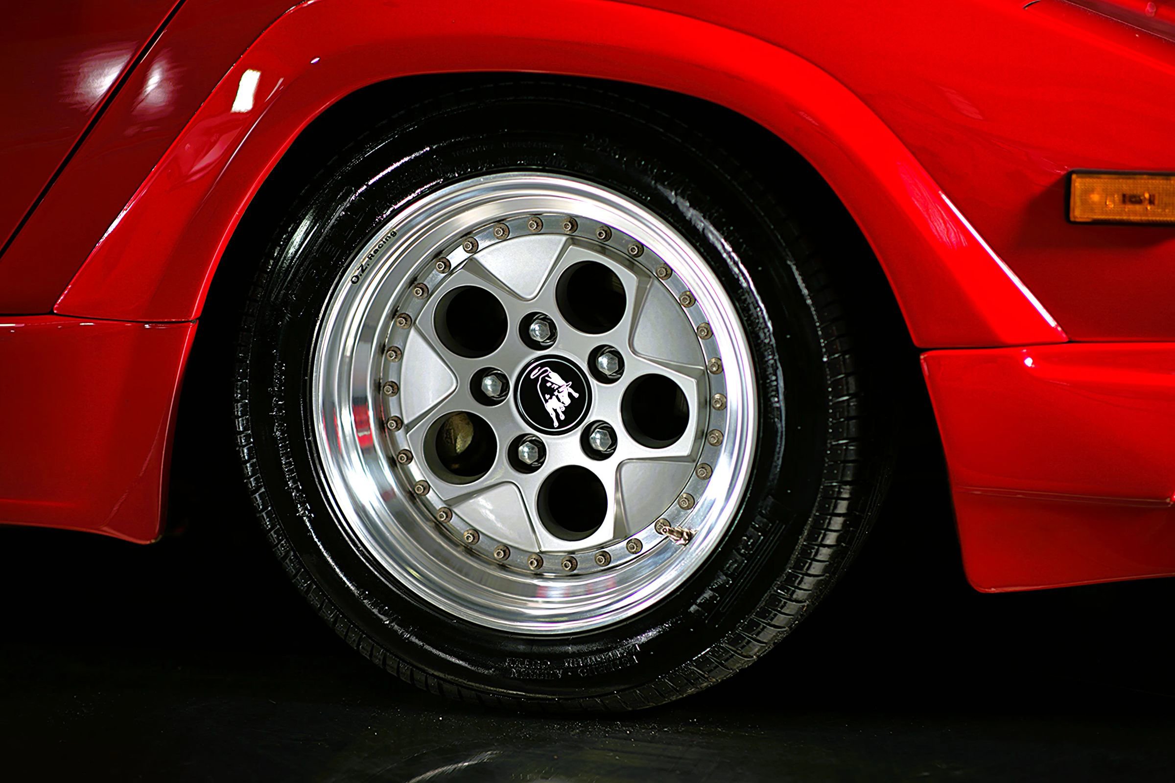 Used 1989 Lamborghini Countach Coupe RWD image 27