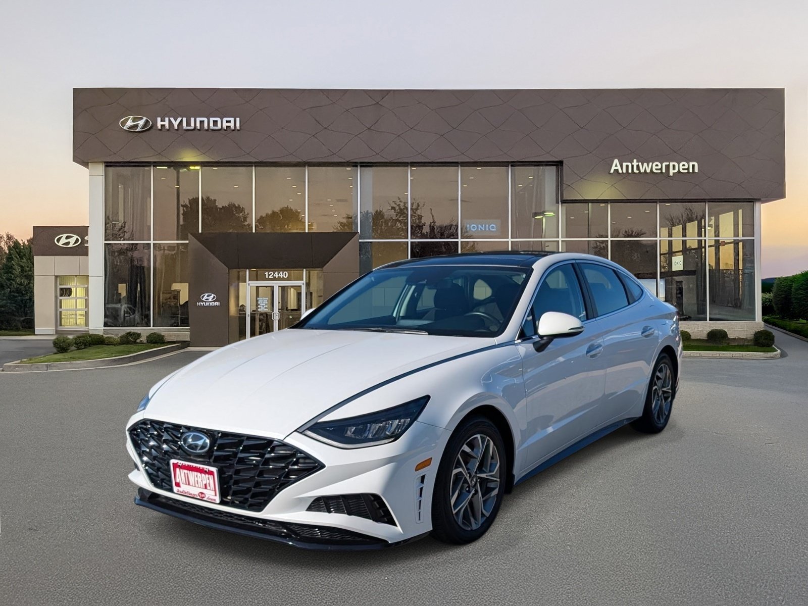 Used 2023 Hyundai Sonata SEL w/ Convenience Package FWD image 7