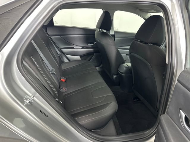 Used 2023 Hyundai Elantra SEL image 27