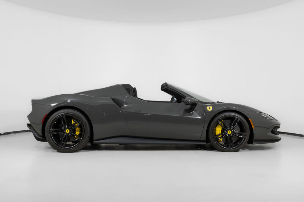 Used 2025 Ferrari 296 GTS image 10