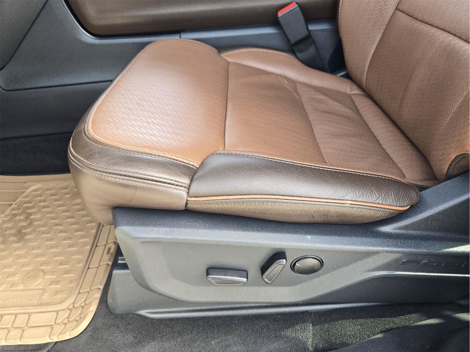 Used 2025 Ford Expedition King Ranch AWD/4WD image 21