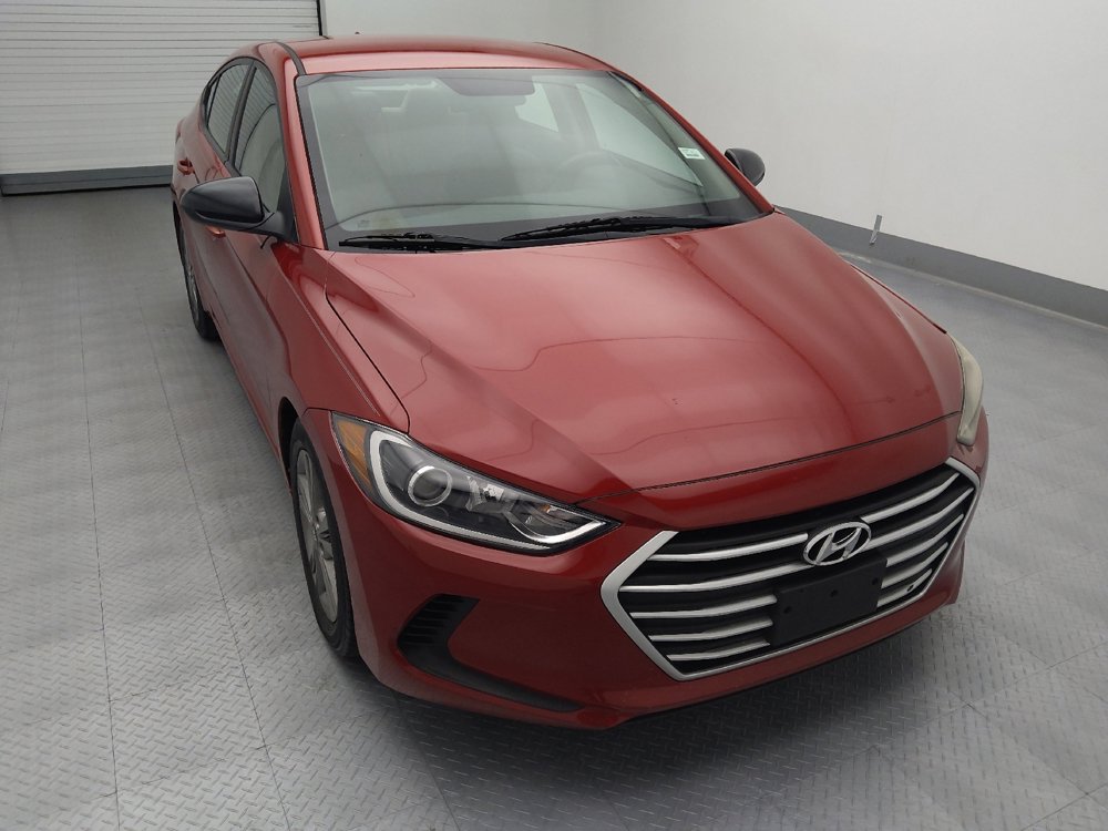 Used 2017 Hyundai Elantra SE image 14