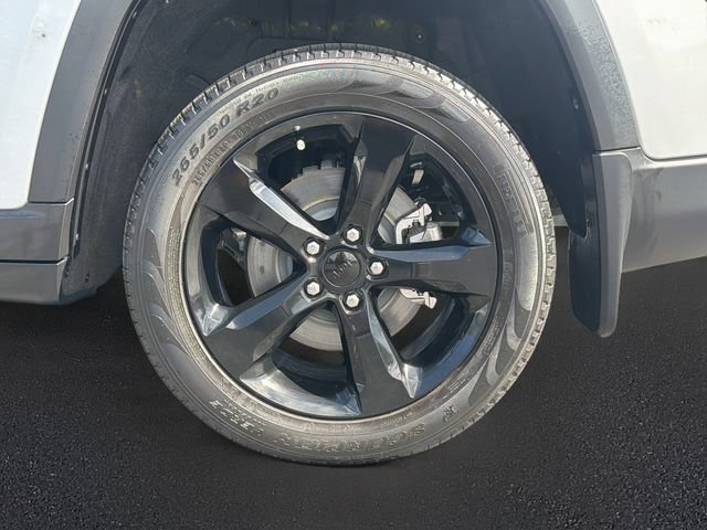 Used 2023 Jeep Grand Cherokee L Limited w/ Black Appearance Package RWD image 33