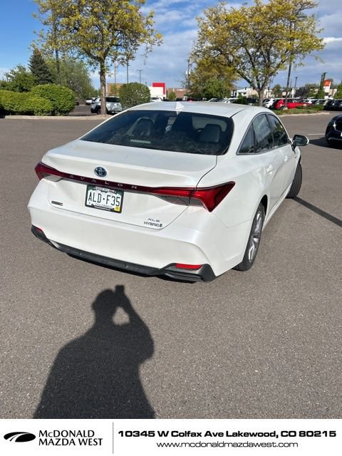 Used 2021 Toyota Avalon XLE FWD image 3