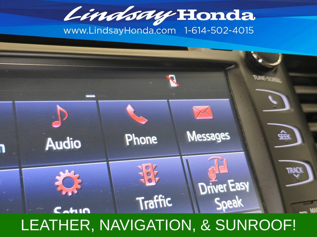 Used 2019 Toyota Highlander XLE AWD/4WD image 18