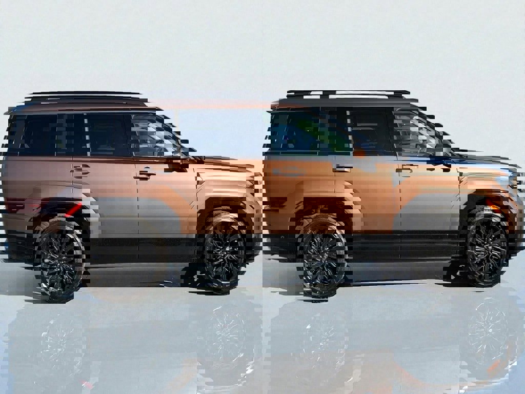 Used 2024 Hyundai Santa Fe Calligraphy image 2