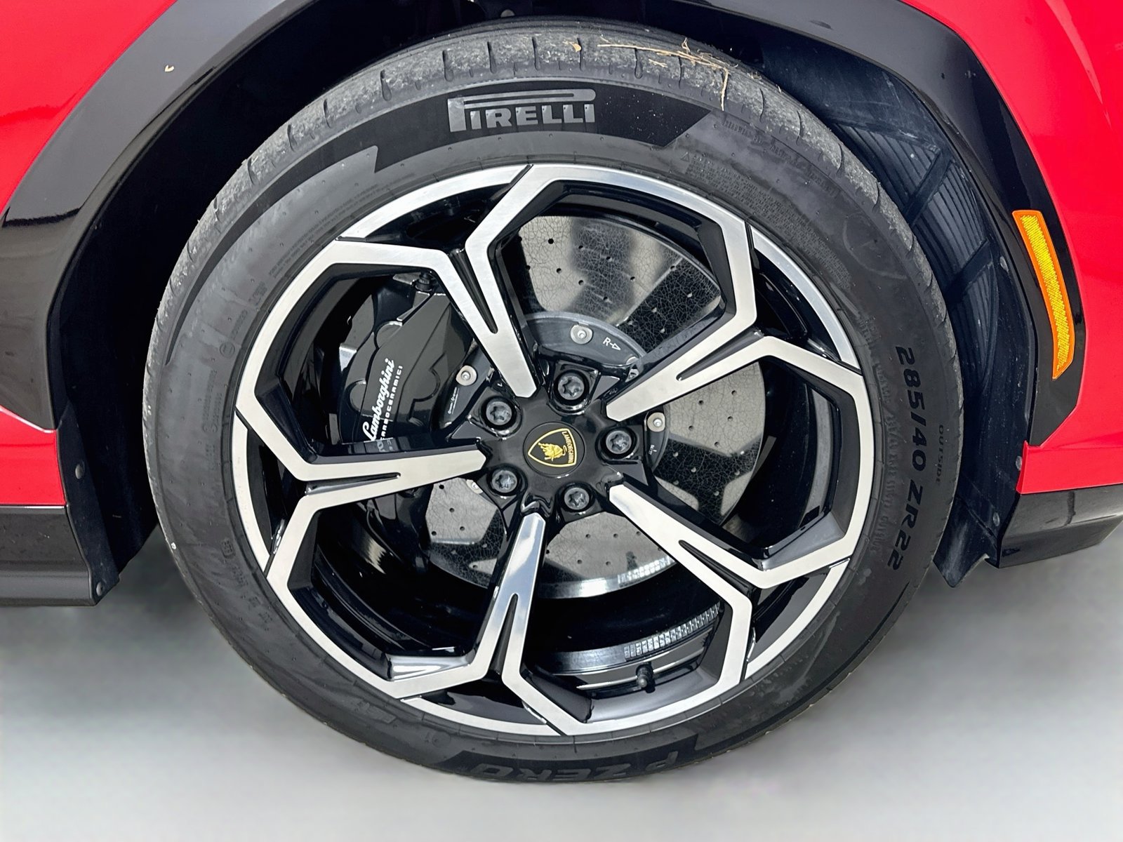 Used 2025 Lamborghini Urus S AWD/4WD image 11