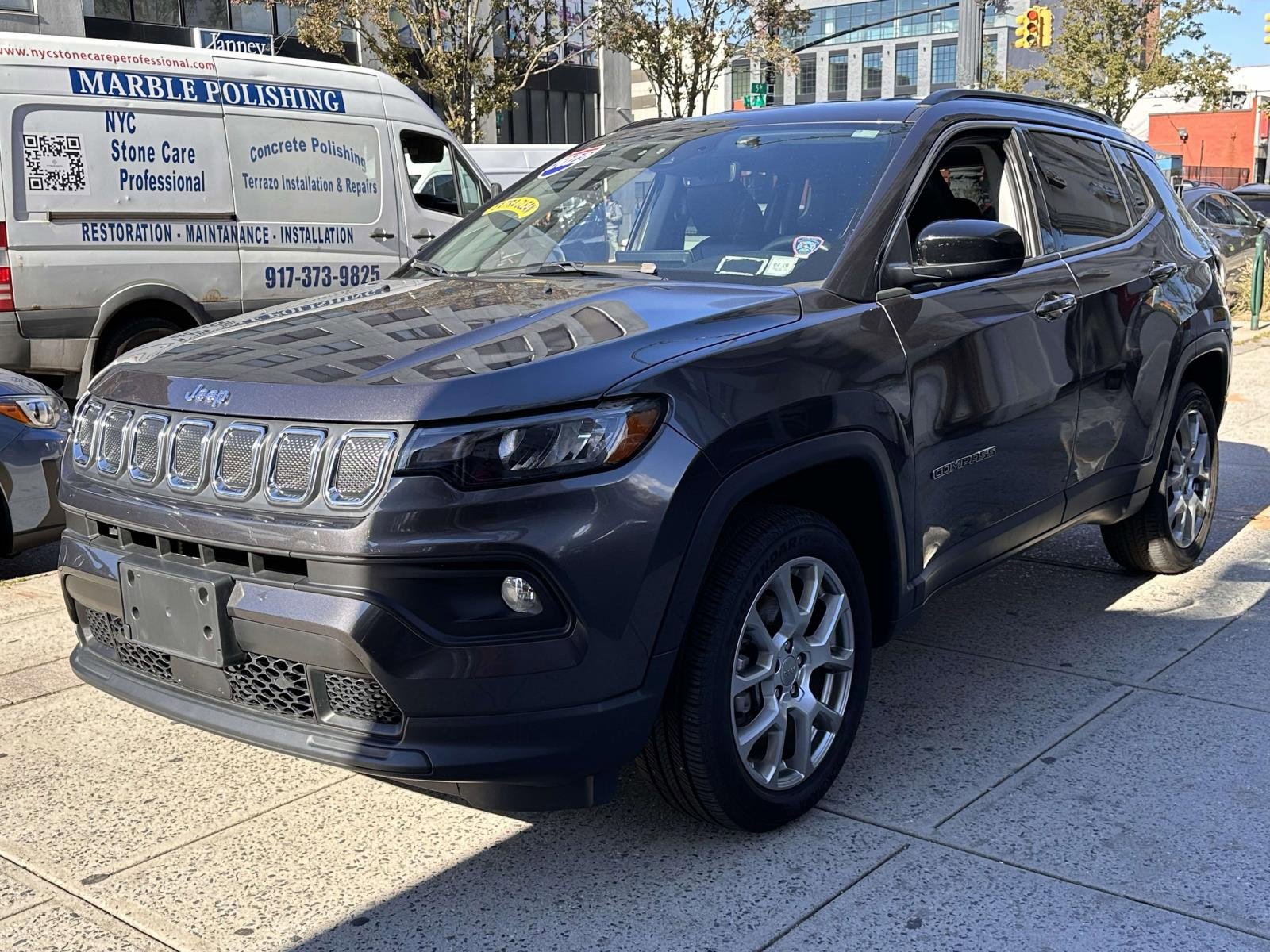 Used 2022 Jeep Compass Latitude image 8
