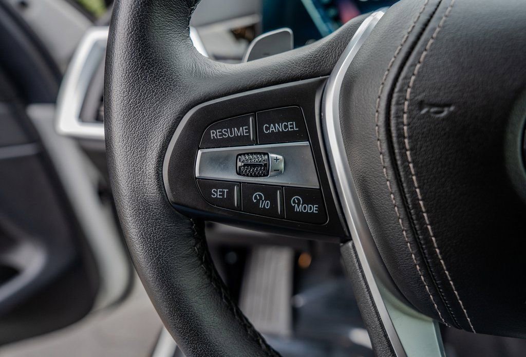 Used 2025 BMW X5 xDrive40i w/ Premium Package image 6