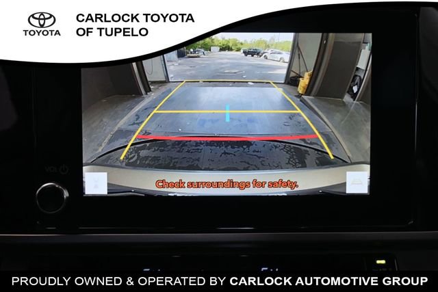 Used 2026 Toyota Camry SE FWD image 12