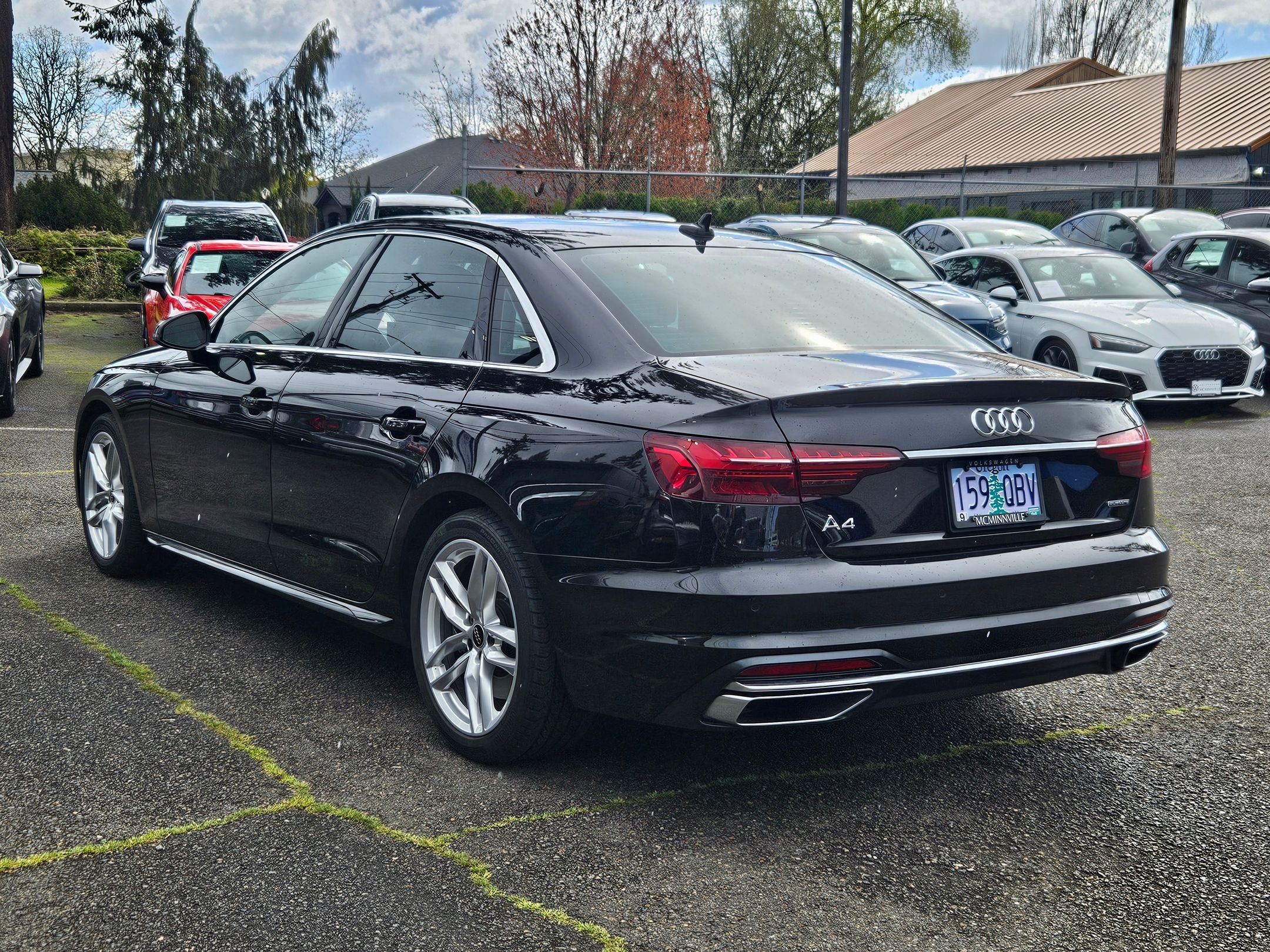 Used 2023 Audi A4 2.0T Premium w/ Convenience Package image 3