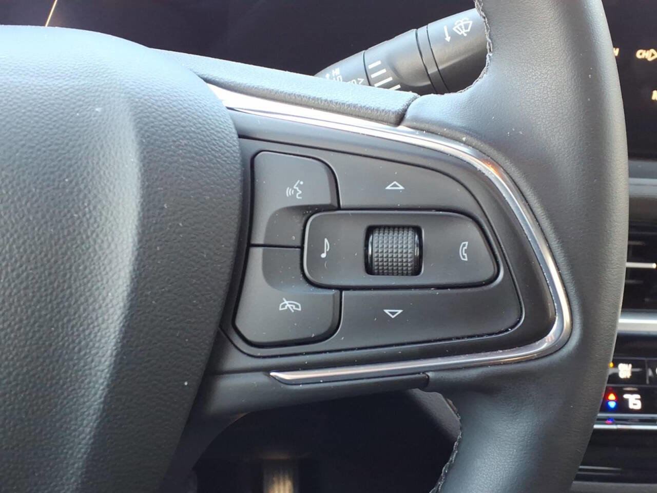 Used 2024 Buick Envista Avenir image 18