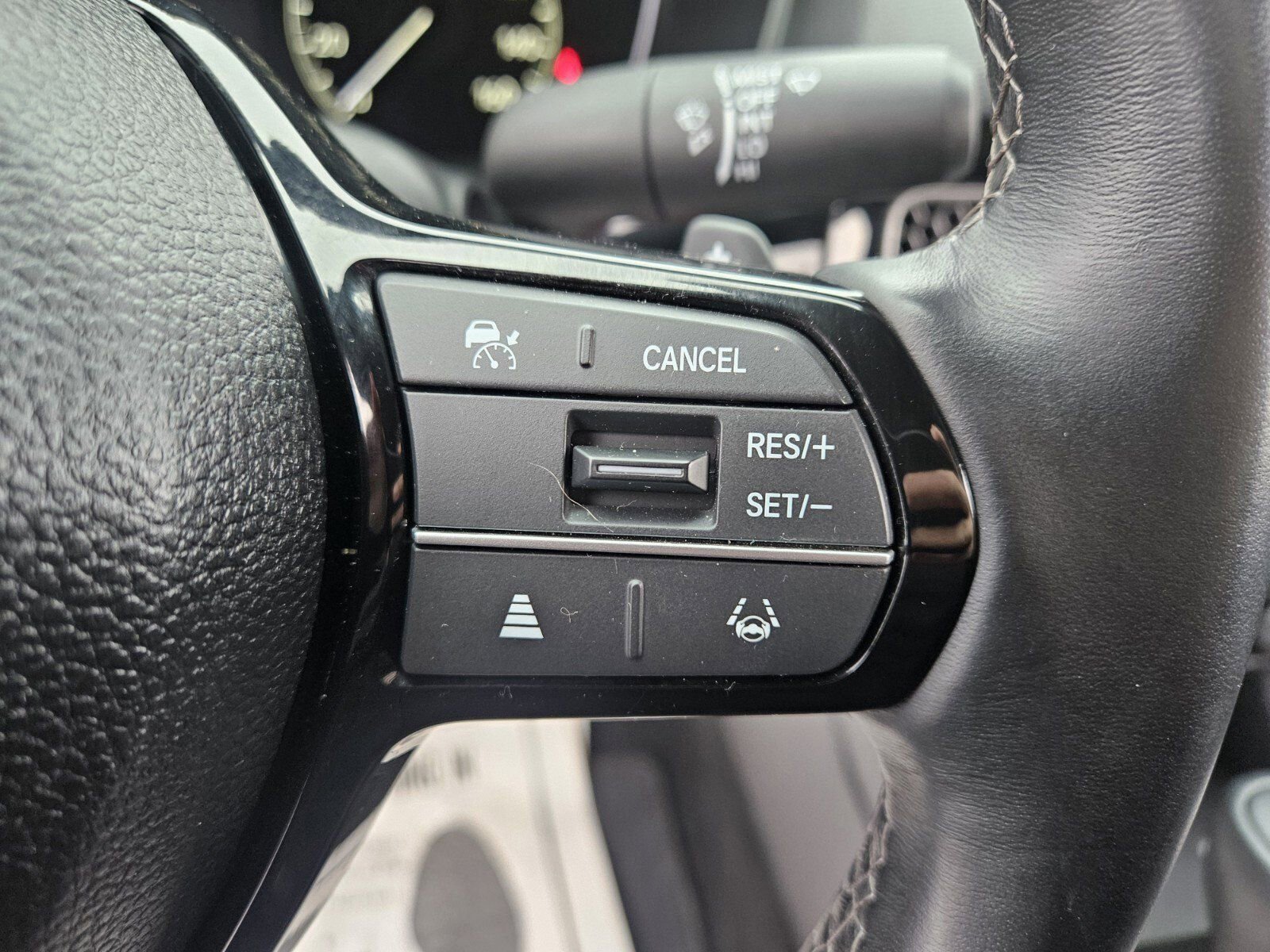 Used 2025 Honda Civic Sport image 25