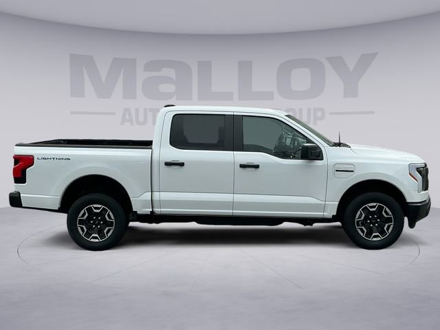 Used 2022 Ford F150 Lightning Pro image 6