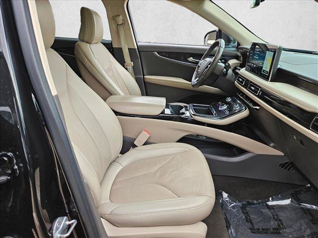 Used 2022 Lincoln Nautilus Reserve w/ Equipment Group 201A FWD image 18