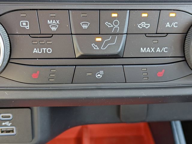 Certified 2022 Ford Maverick XLT w/ XLT Luxury Package image 23