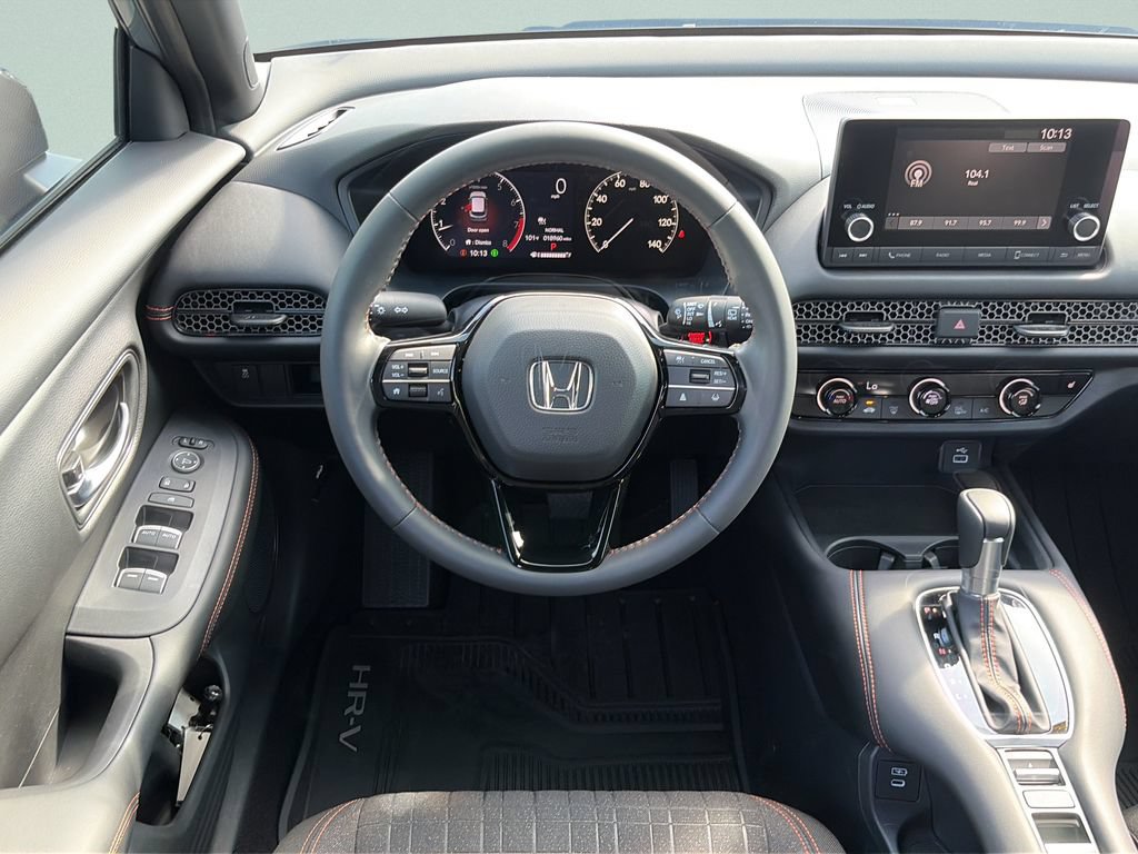 Used 2024 Honda HR-V Sport image 14