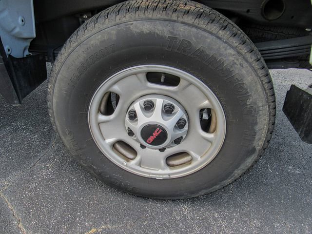 New 2024 GMC Sierra 2500 Pro image 9