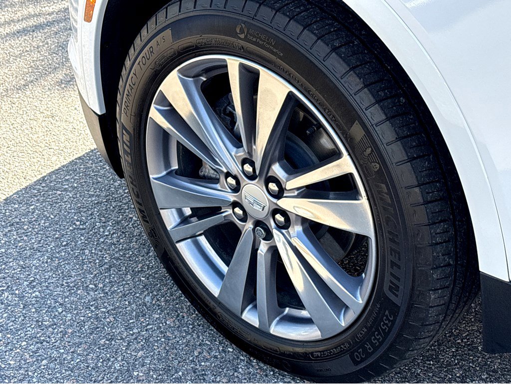 Certified 2024 Cadillac XT5 Premium Luxury FWD image 20