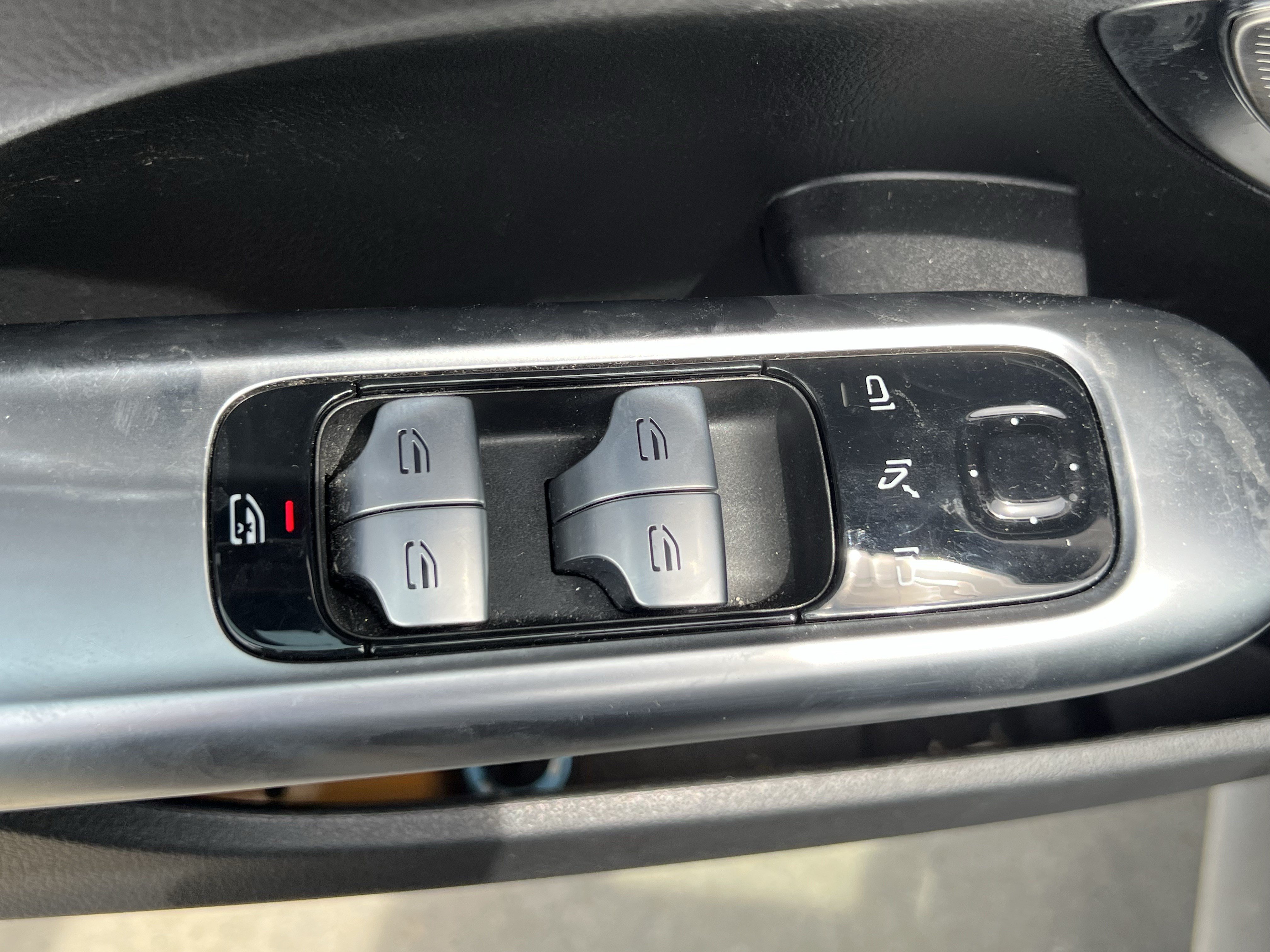 Certified 2024 Mercedes-Benz C 300 4MATIC Sedan image 15