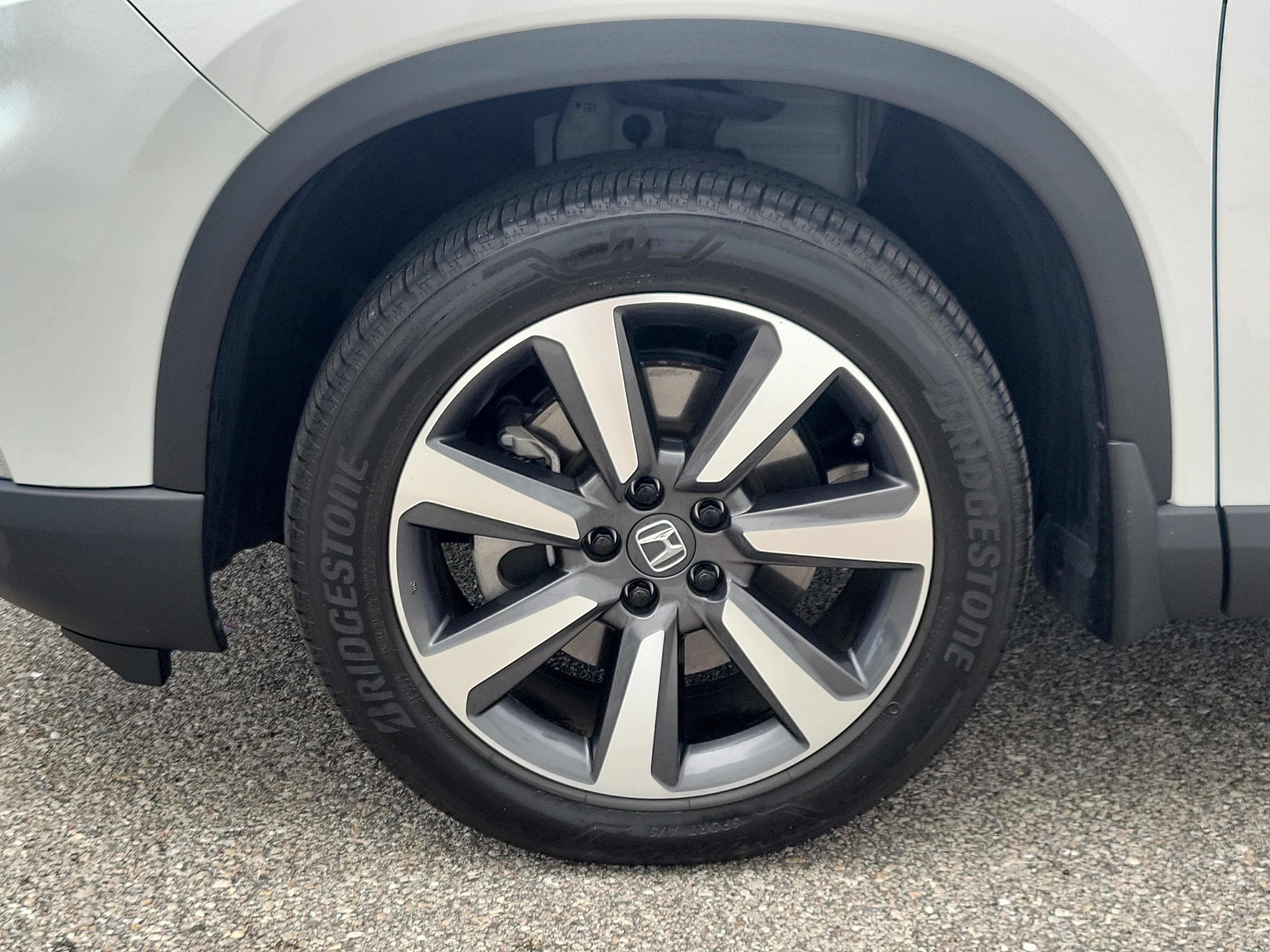 Certified 2025 Honda Pilot Elite image 8