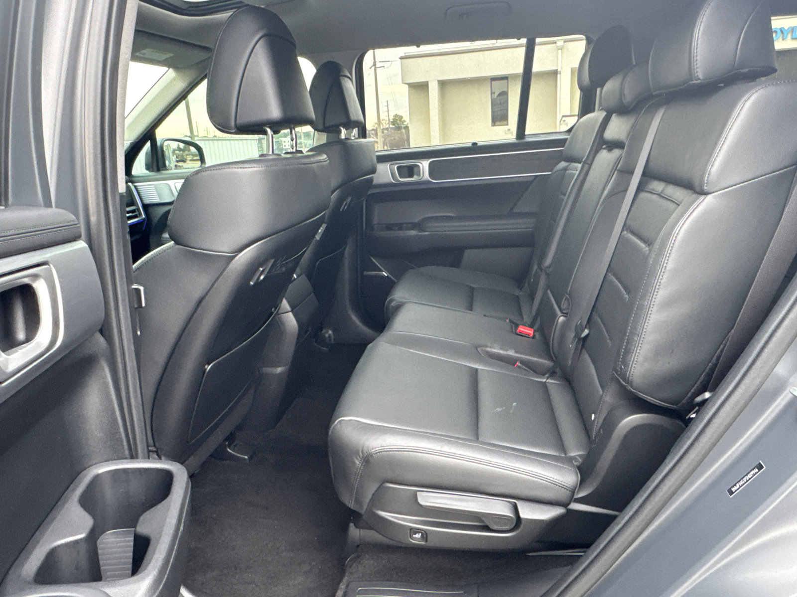 Used 2025 Hyundai Santa Fe Limited image 21