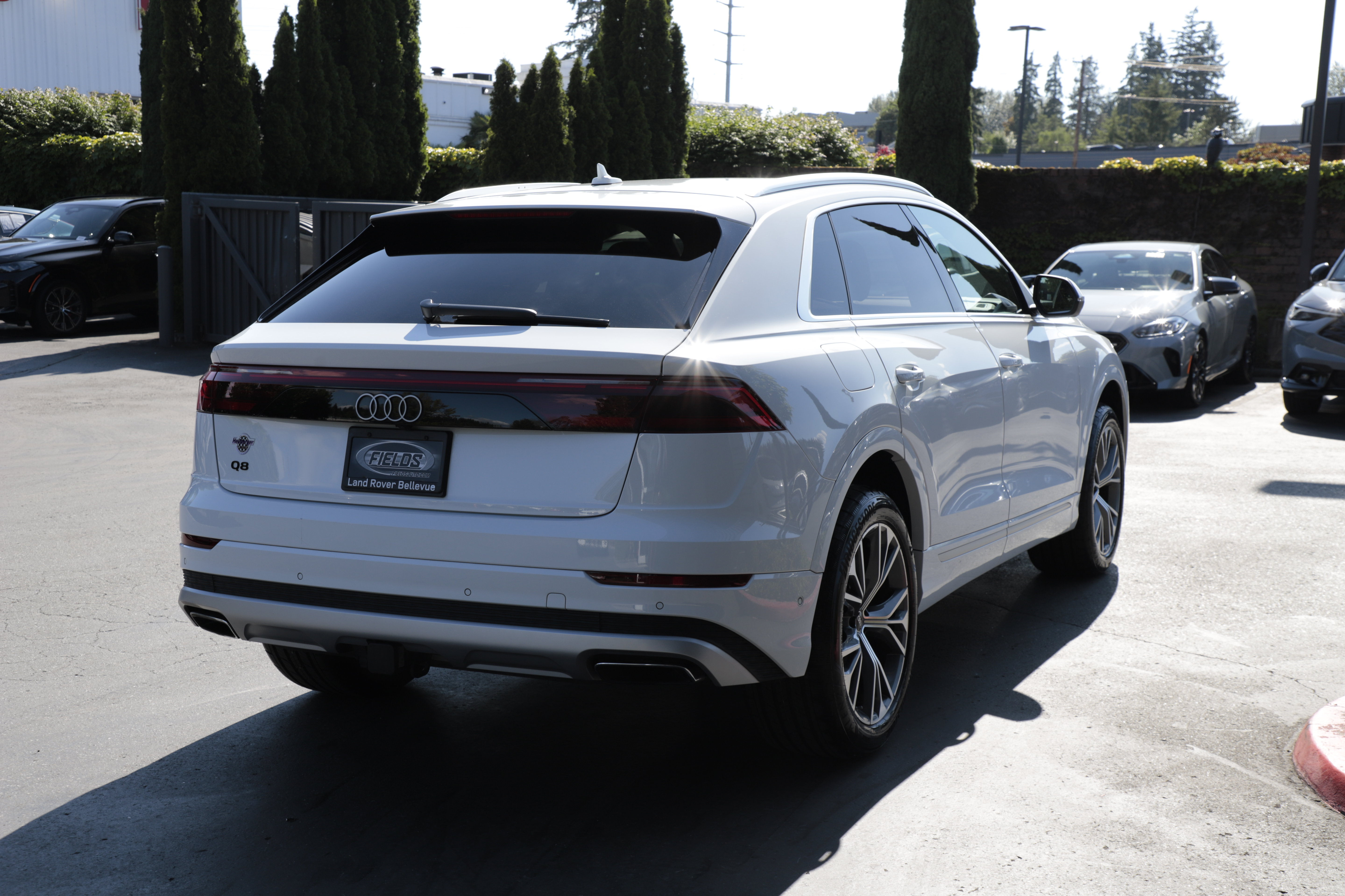 Used 2024 Audi Q8 Premium Plus AWD/4WD image 8