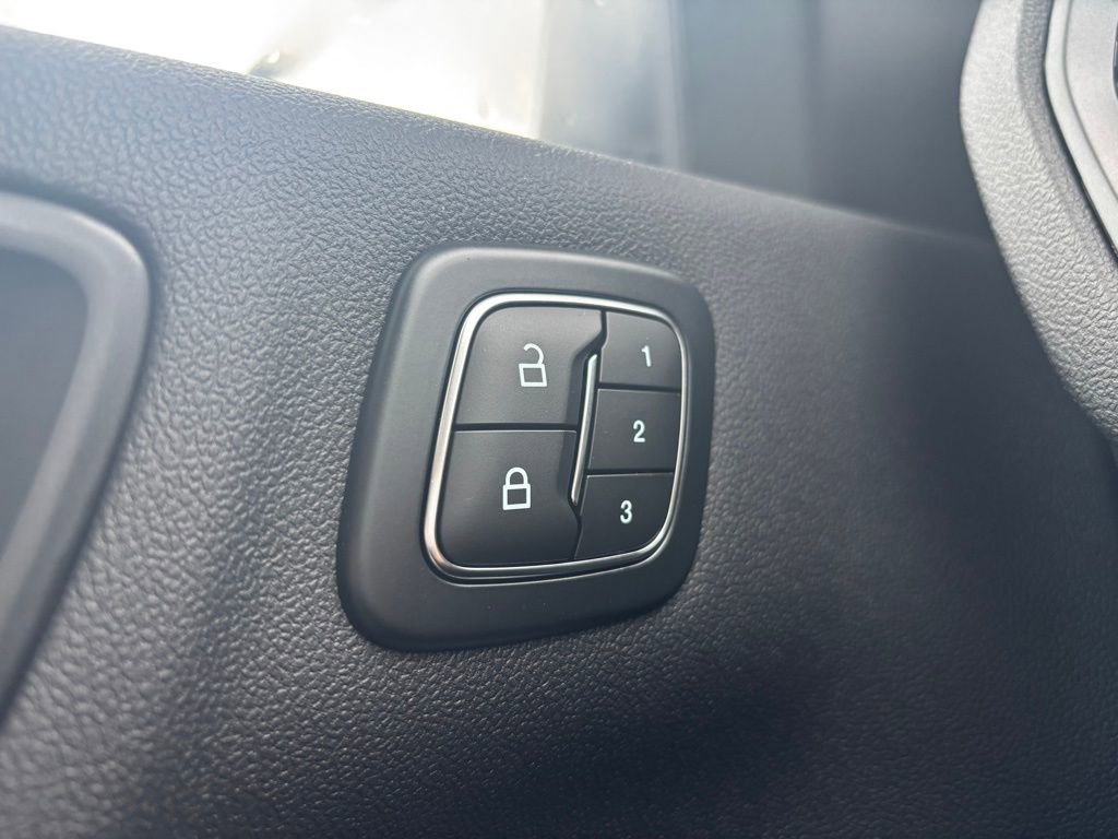 New 2026 Ford Escape Platinum w/ Premium Technology Package image 29