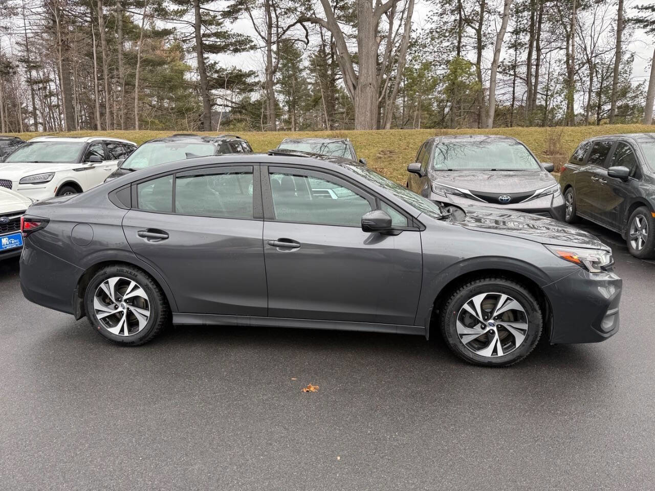Used 2023 Subaru Legacy Premium AWD/4WD image 3
