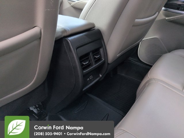 Used 2019 Cadillac XT4 Luxury FWD image 27