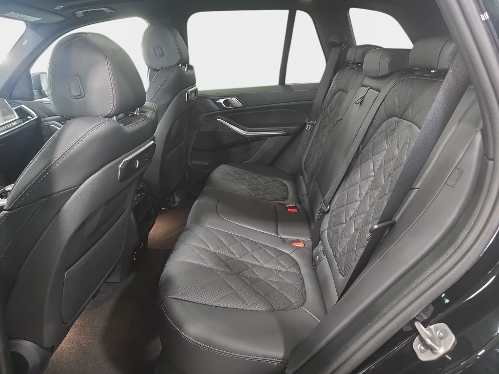 Certified 2025 BMW X5 sDrive40i RWD image 23