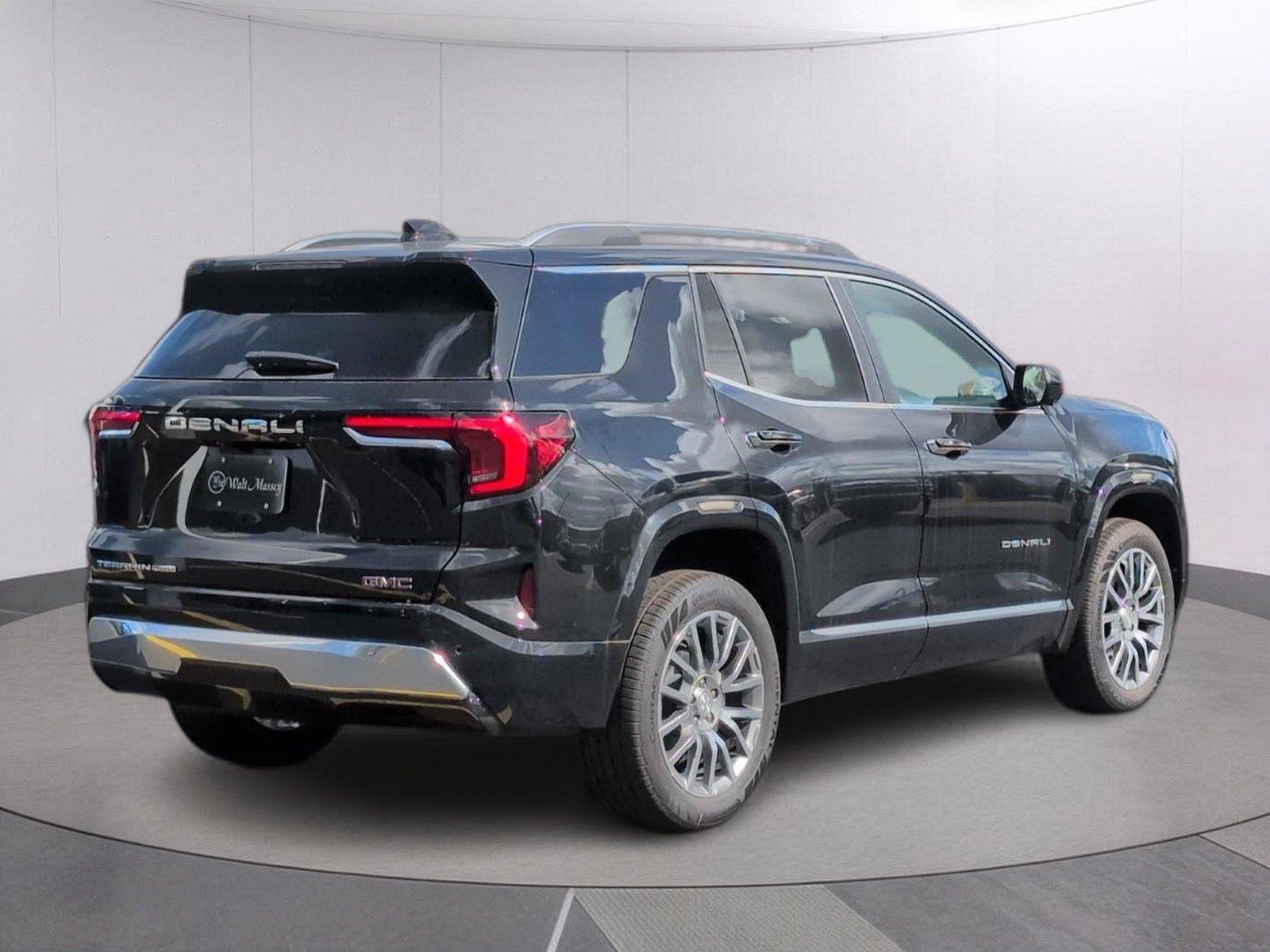 New 2026 GMC Terrain Denali w/ LPO, Floor Liner Package AWD/4WD image 7