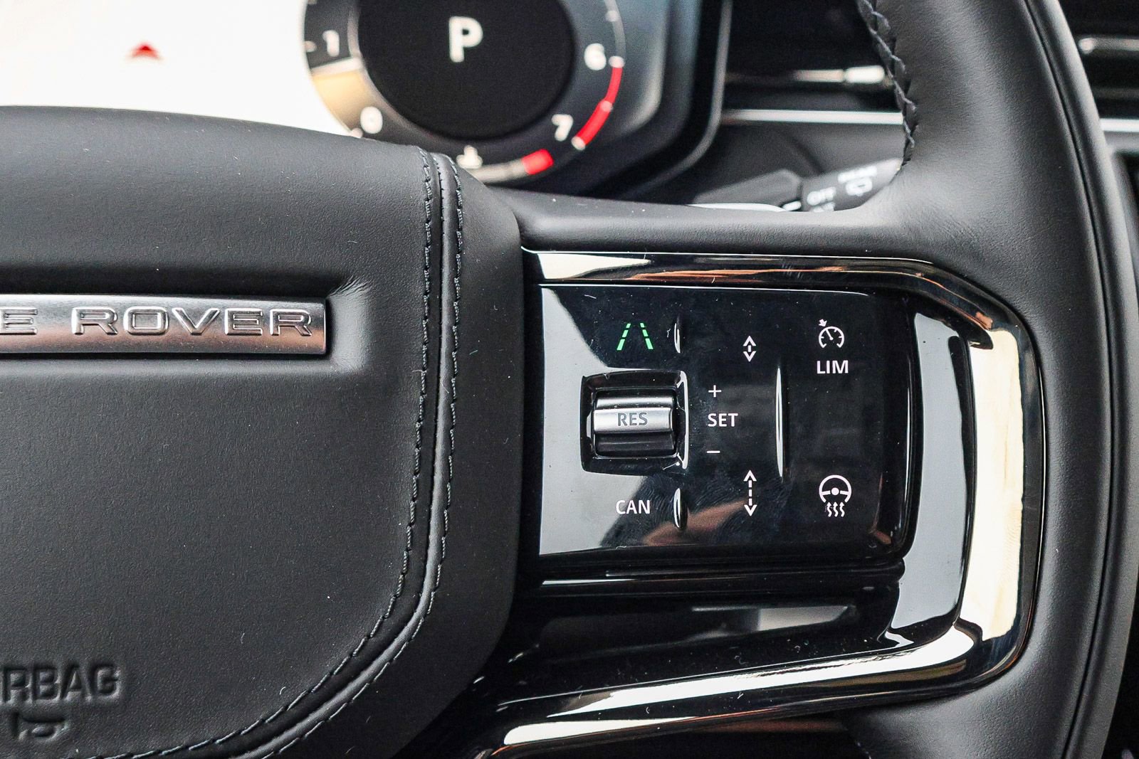 New 2025 Land Rover Range Rover Sport Dynamic SE image 38