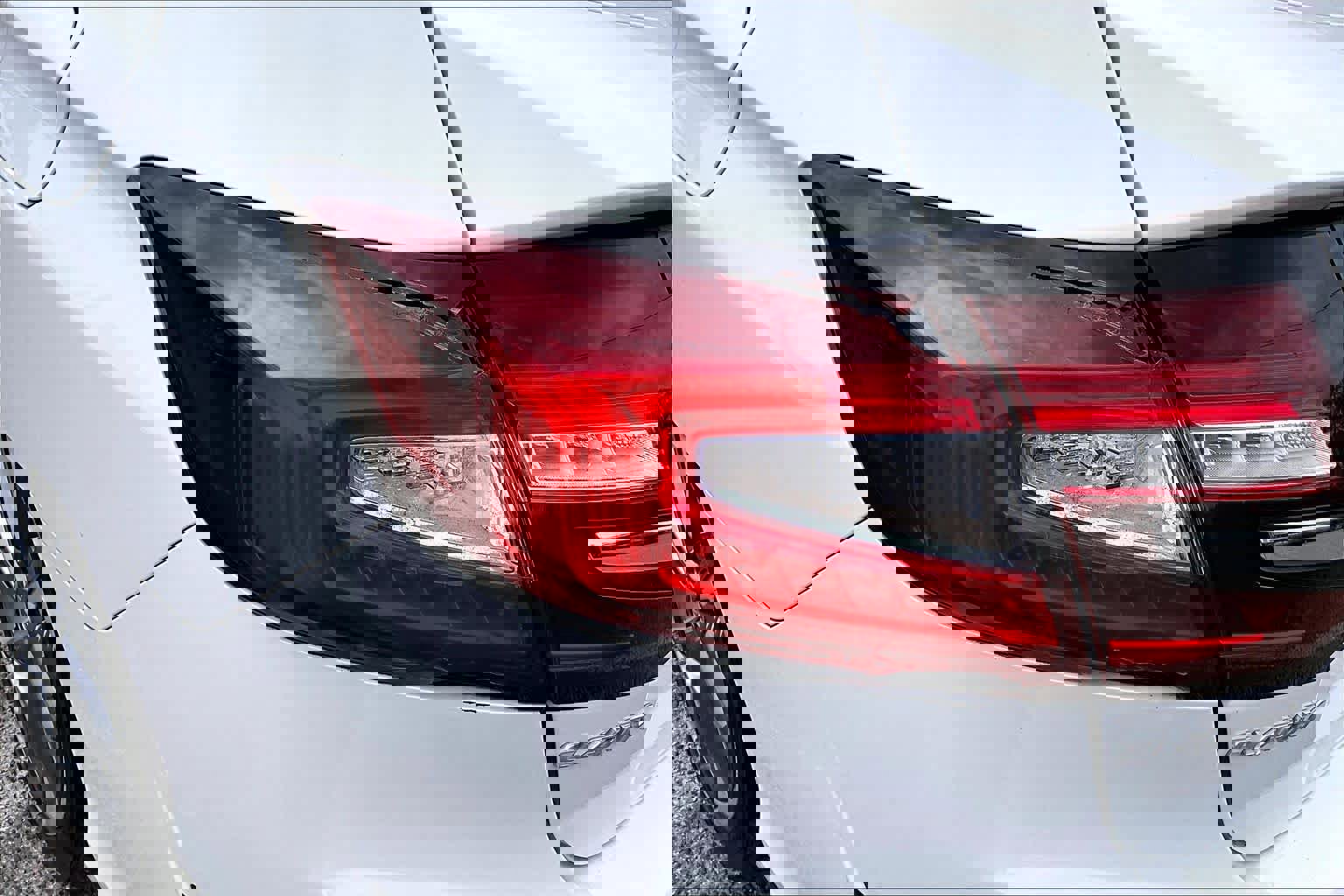 Used 2018 Honda Clarity Touring image 28