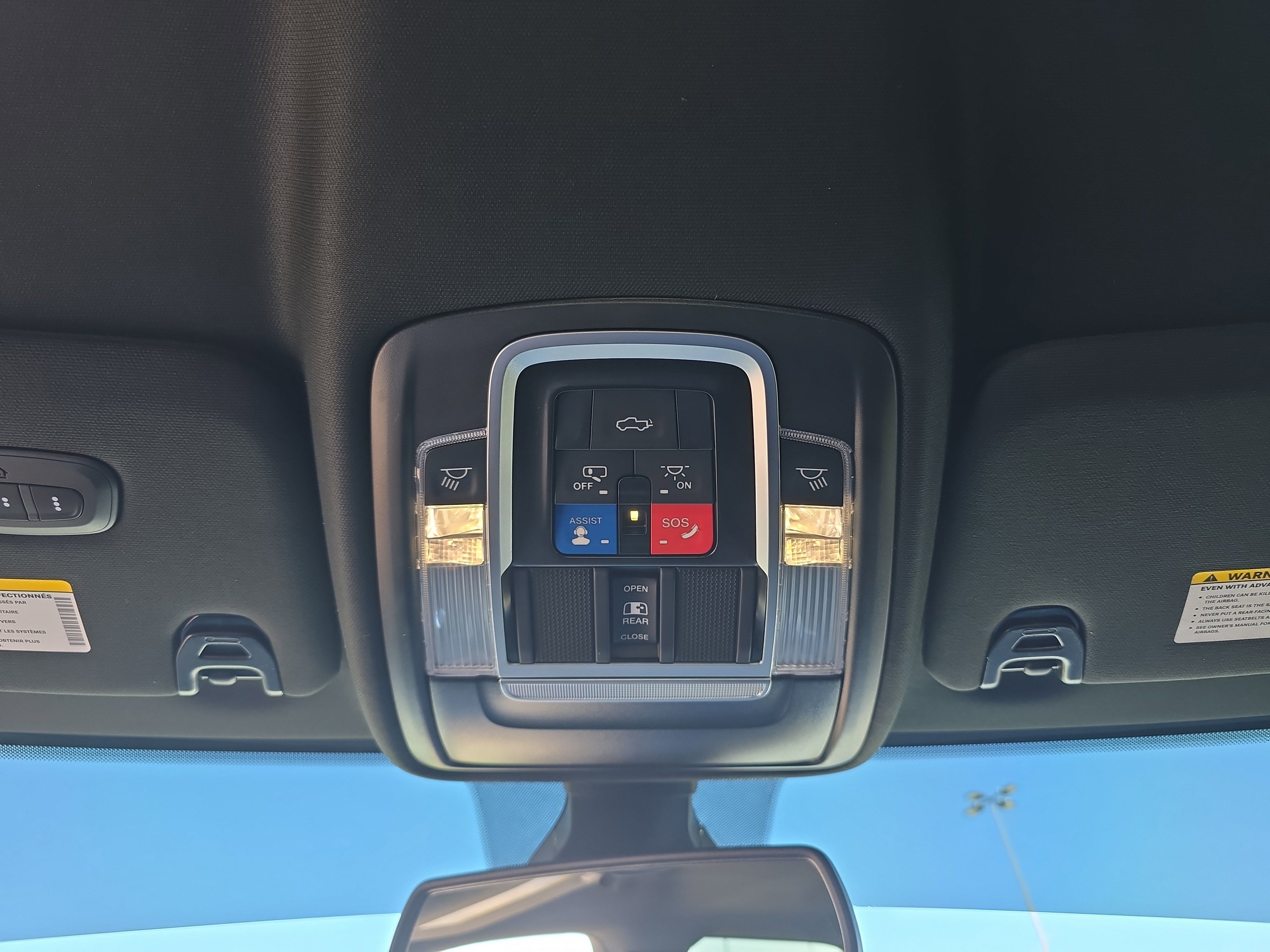 Used 2023 RAM 3500 Limited image 26