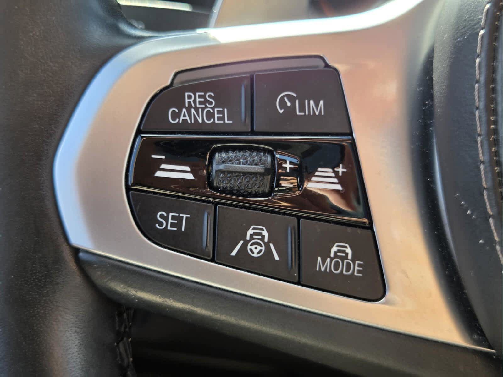 Used 2019 BMW X5 xDrive50i w/ M Sport Package AWD/4WD image 33