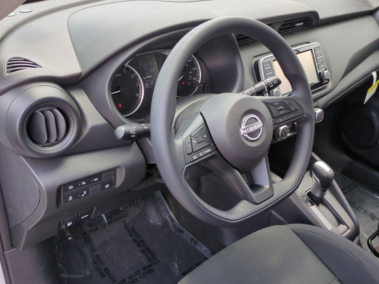 New 2025 Nissan Kicks Play S FWD image 11