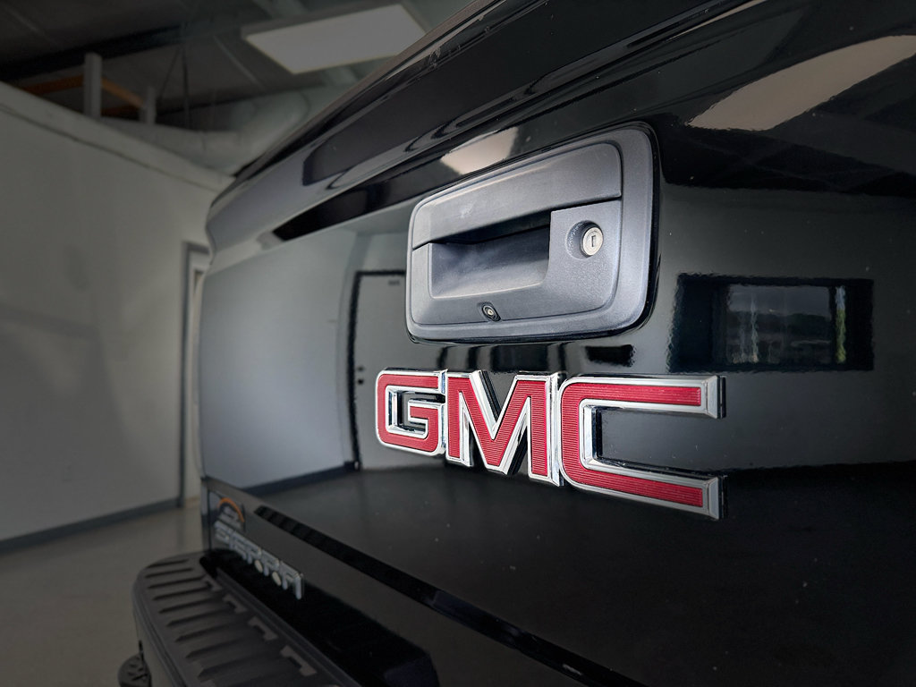 Used 2017 GMC Sierra 1500 Denali w/ Denali Ultimate Package AWD/4WD image 28