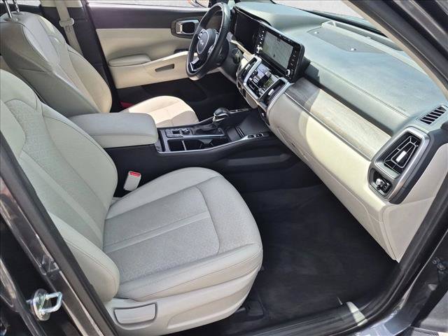 Used 2022 Kia Sorento EX FWD image 22