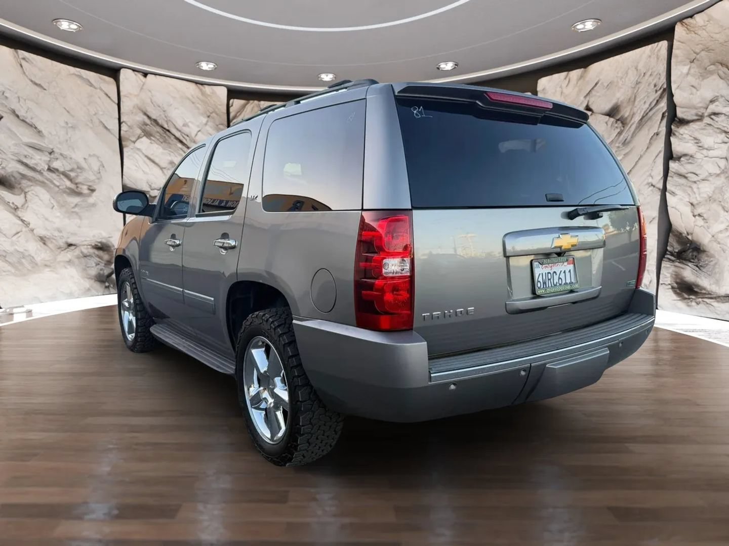 Used 2012 Chevrolet Tahoe LTZ AWD/4WD image 8