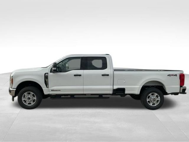 New 2026 Ford F350 XLT AWD/4WD image 3